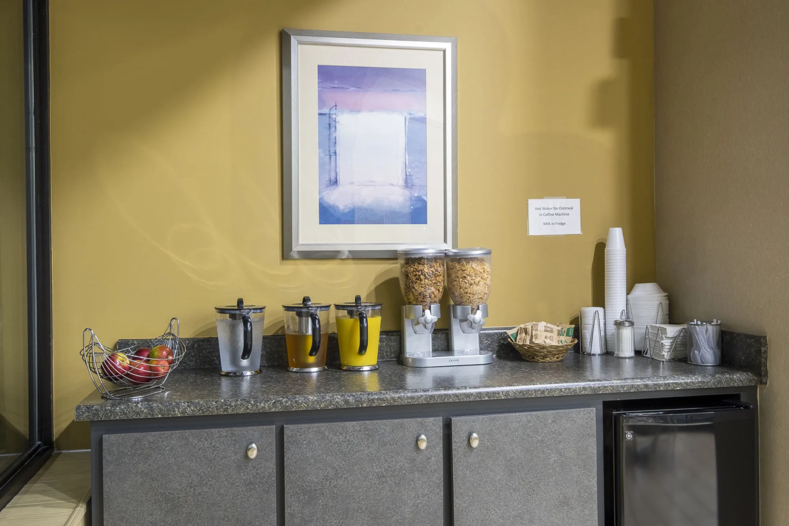 Red Roof Inn Clarksville