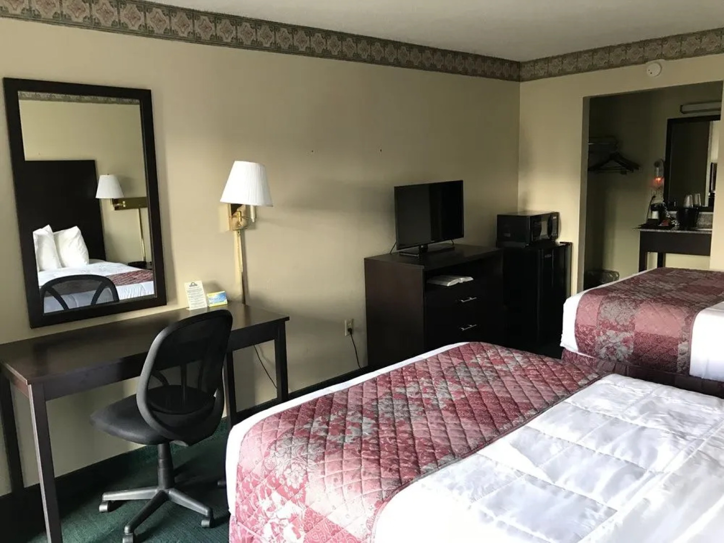 Days Inn Jellico - Tennessee State Line