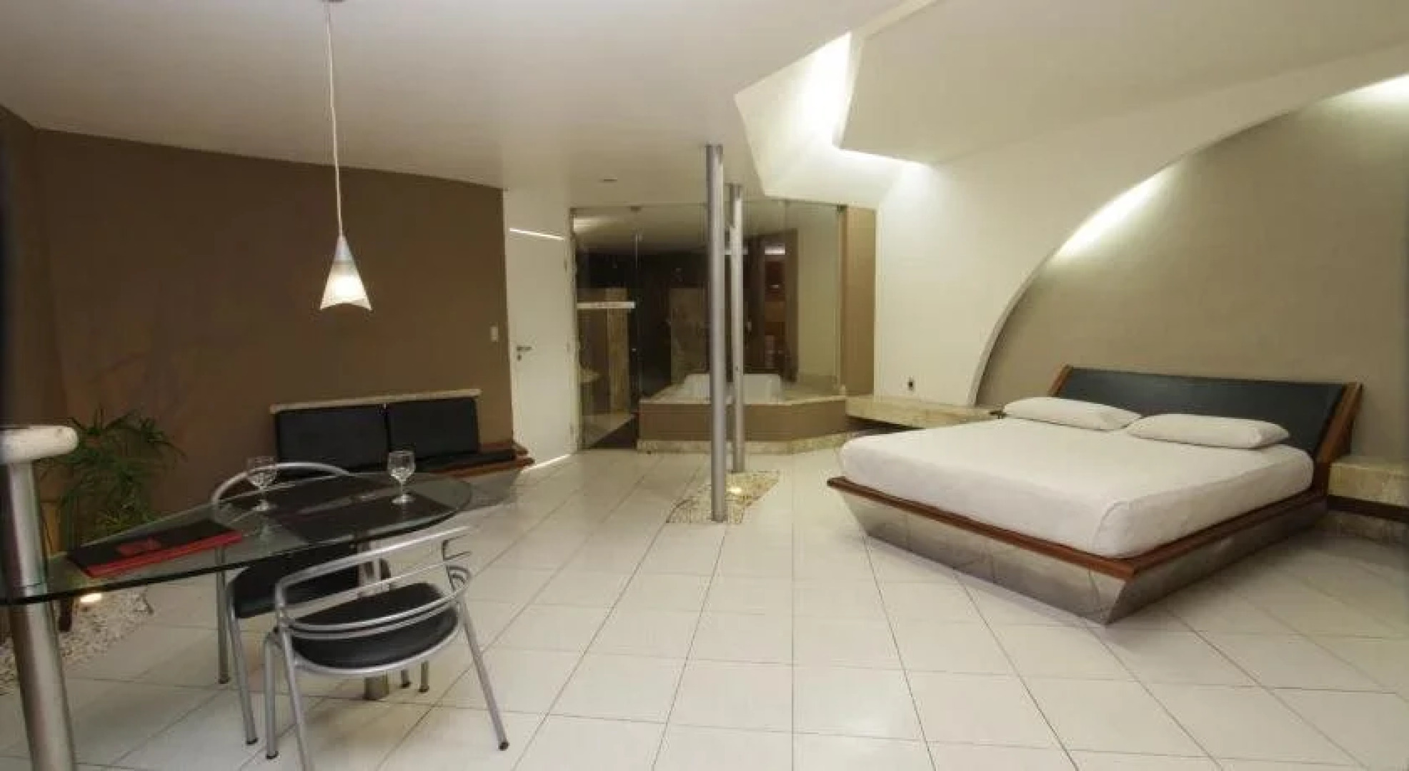 Raru's Motel Litoral Norte (Только для взрослых)