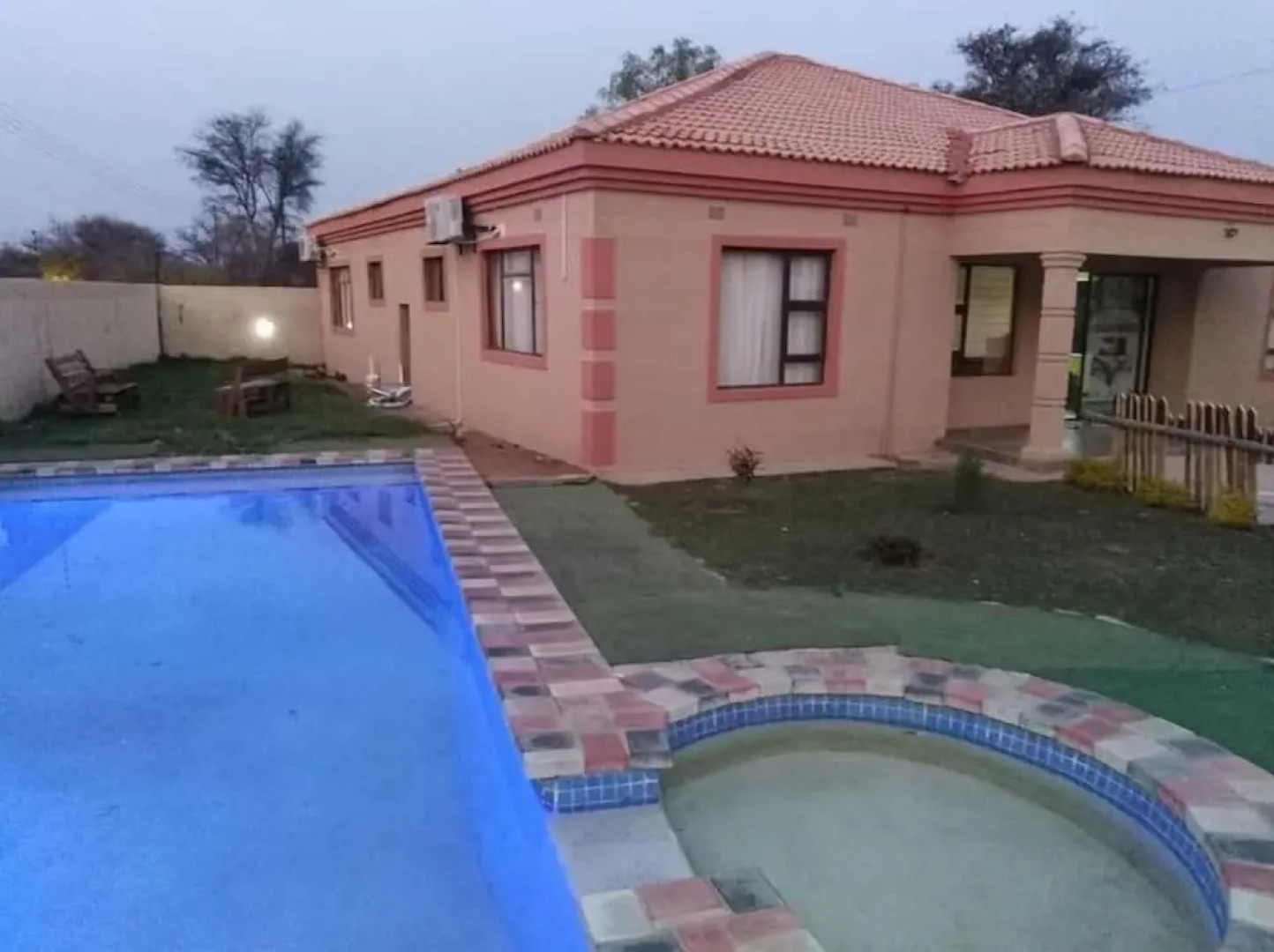 Flower Inn Guest House