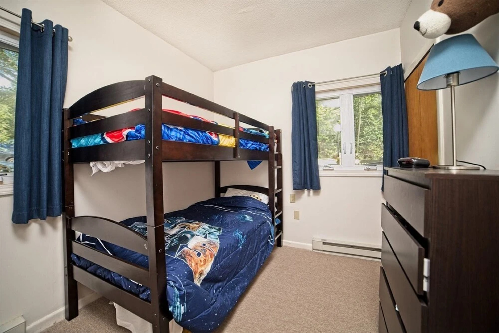 Experience a Classic New England Setting at This Waterville Estates Condo Located in the Heart of the White Mountains - Bv5e