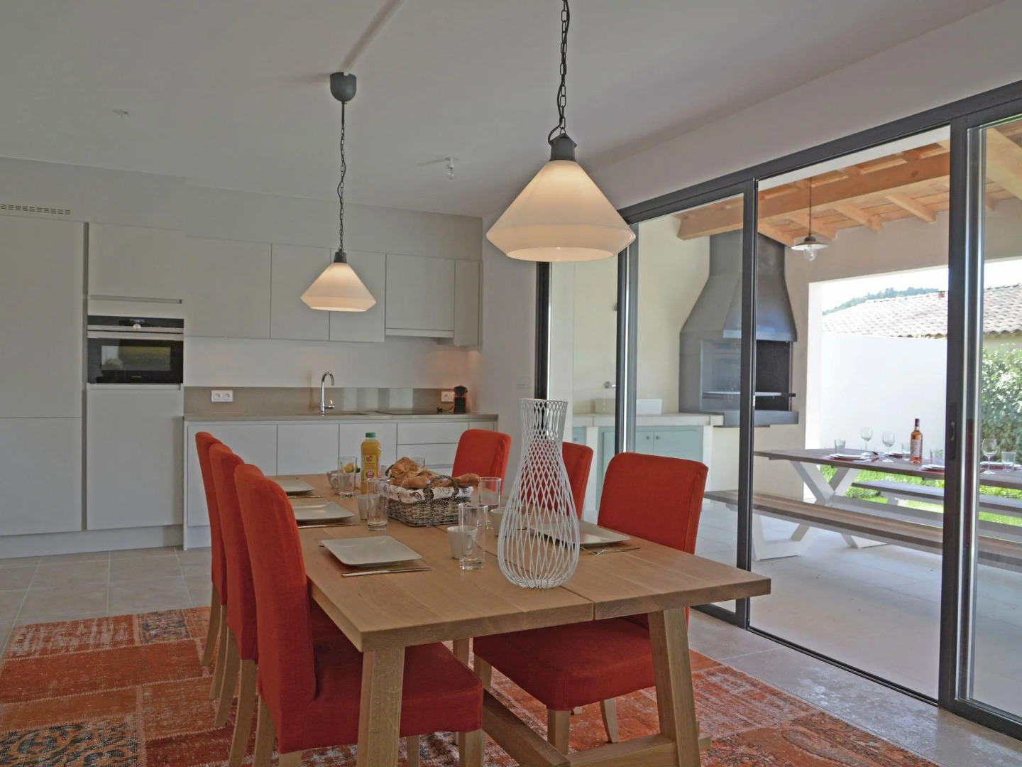 Wonderful Villa in Malaucène with Swimming Pool