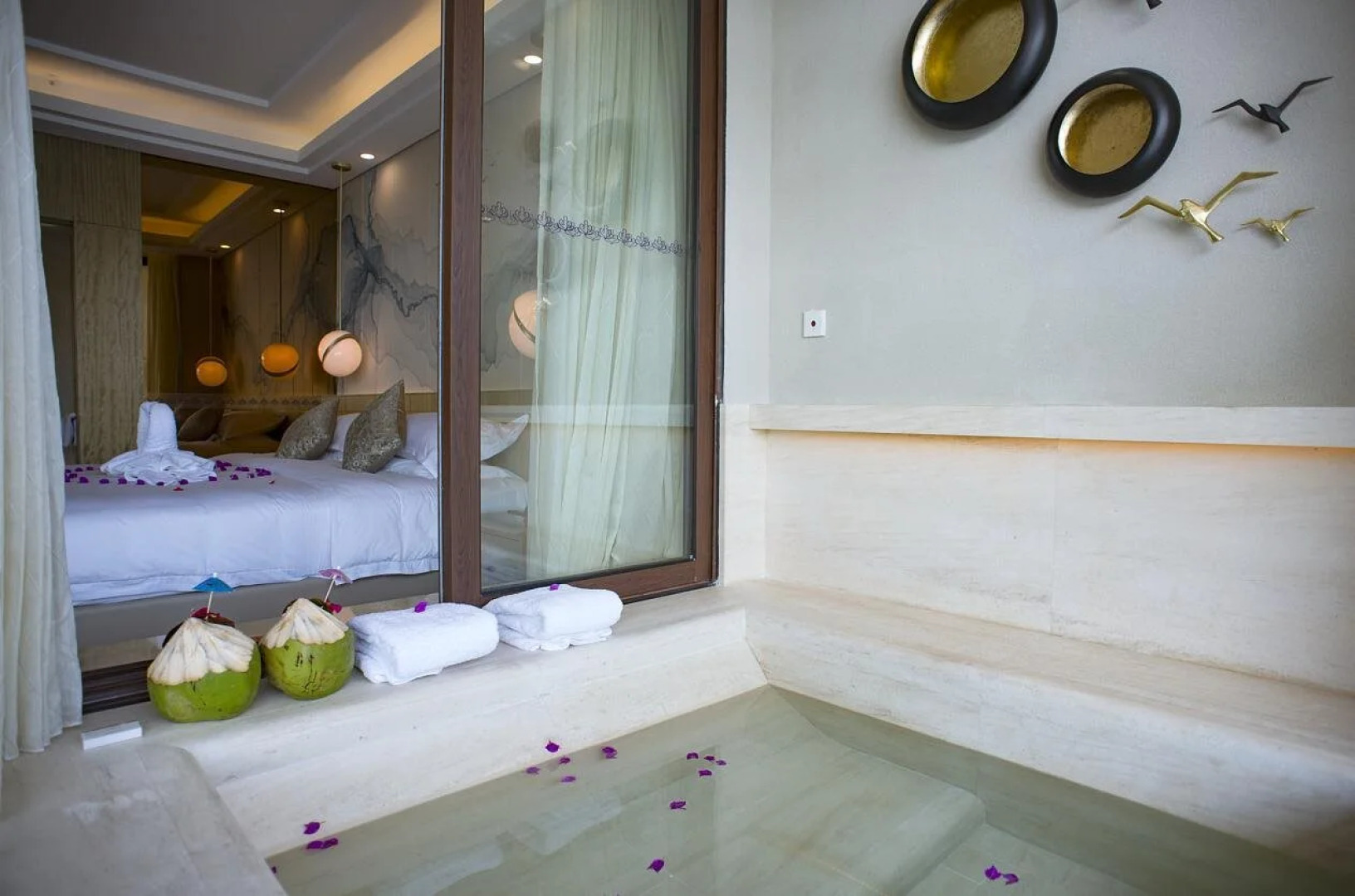 Hainan Mount Qixian Tang Hotel