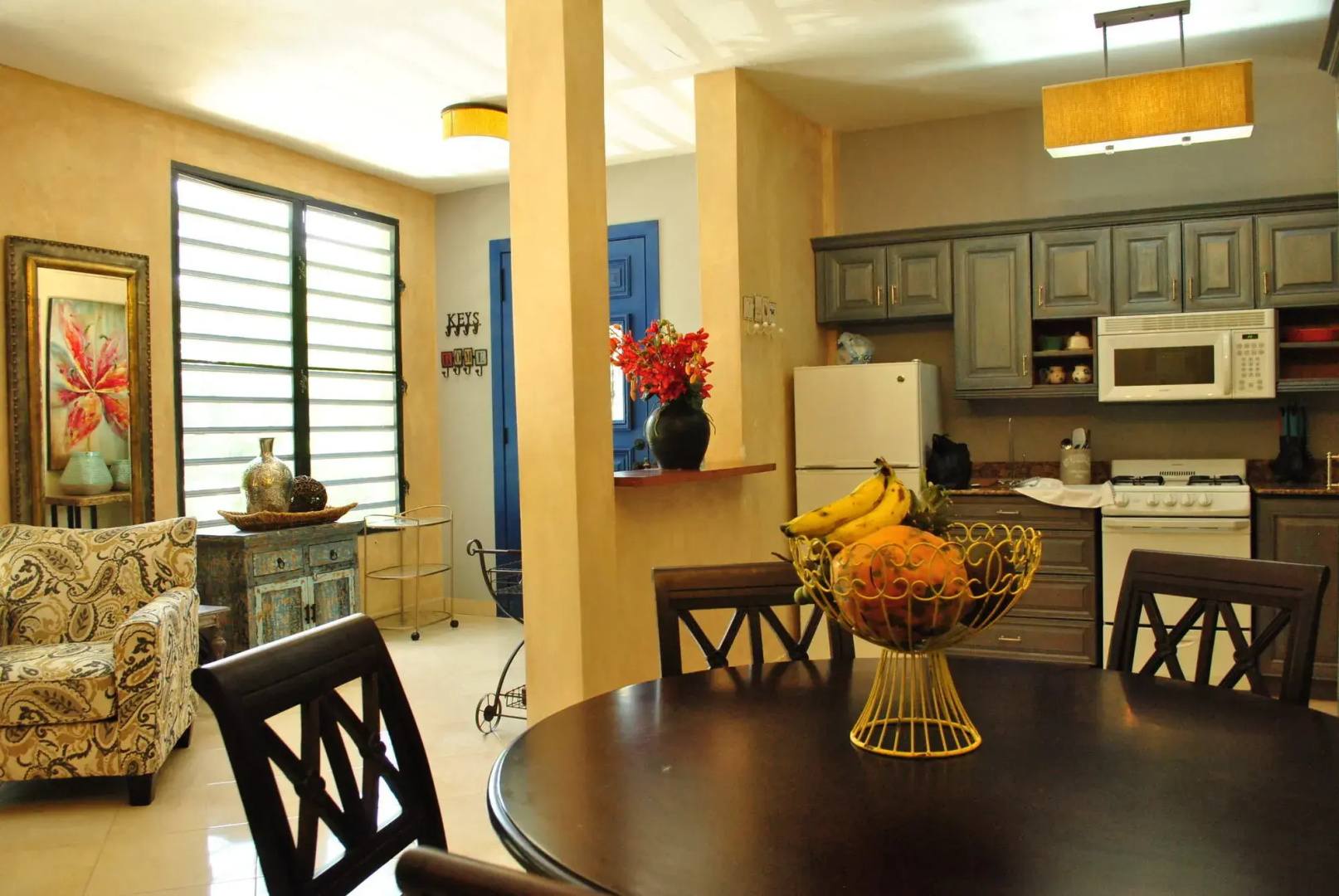 Gayac Residences