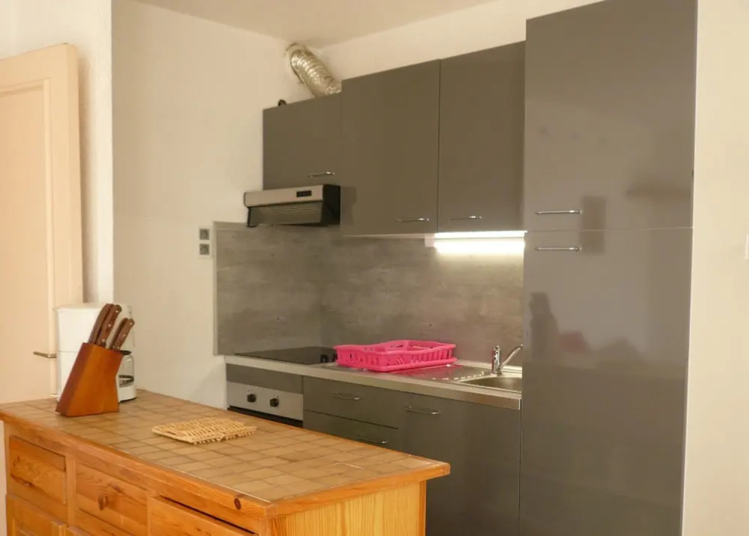 Apartment With one Bedroom in Gruissan, With Shared Pool, Furnished Terrace and Wifi