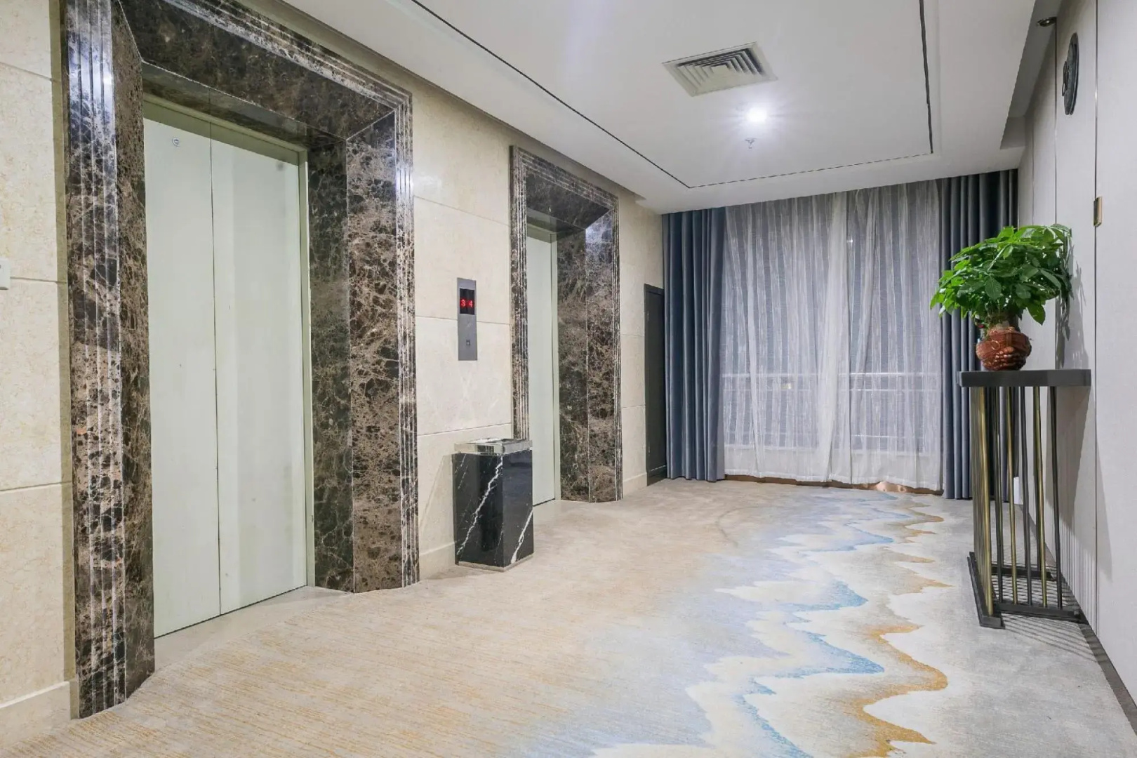 Yihuang International Hotel