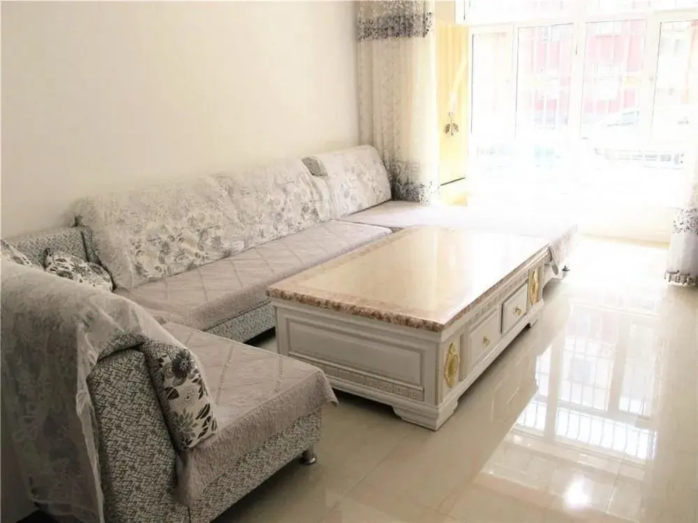 Desert Populus Family Hotel