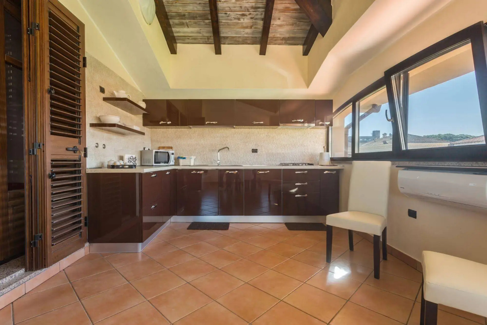 Anaelehouseapartments L.T.B.