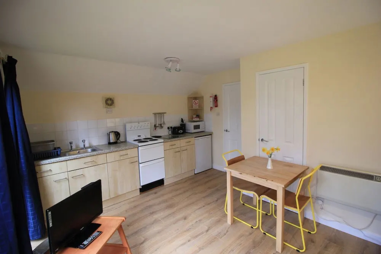 Burnbank Lodges