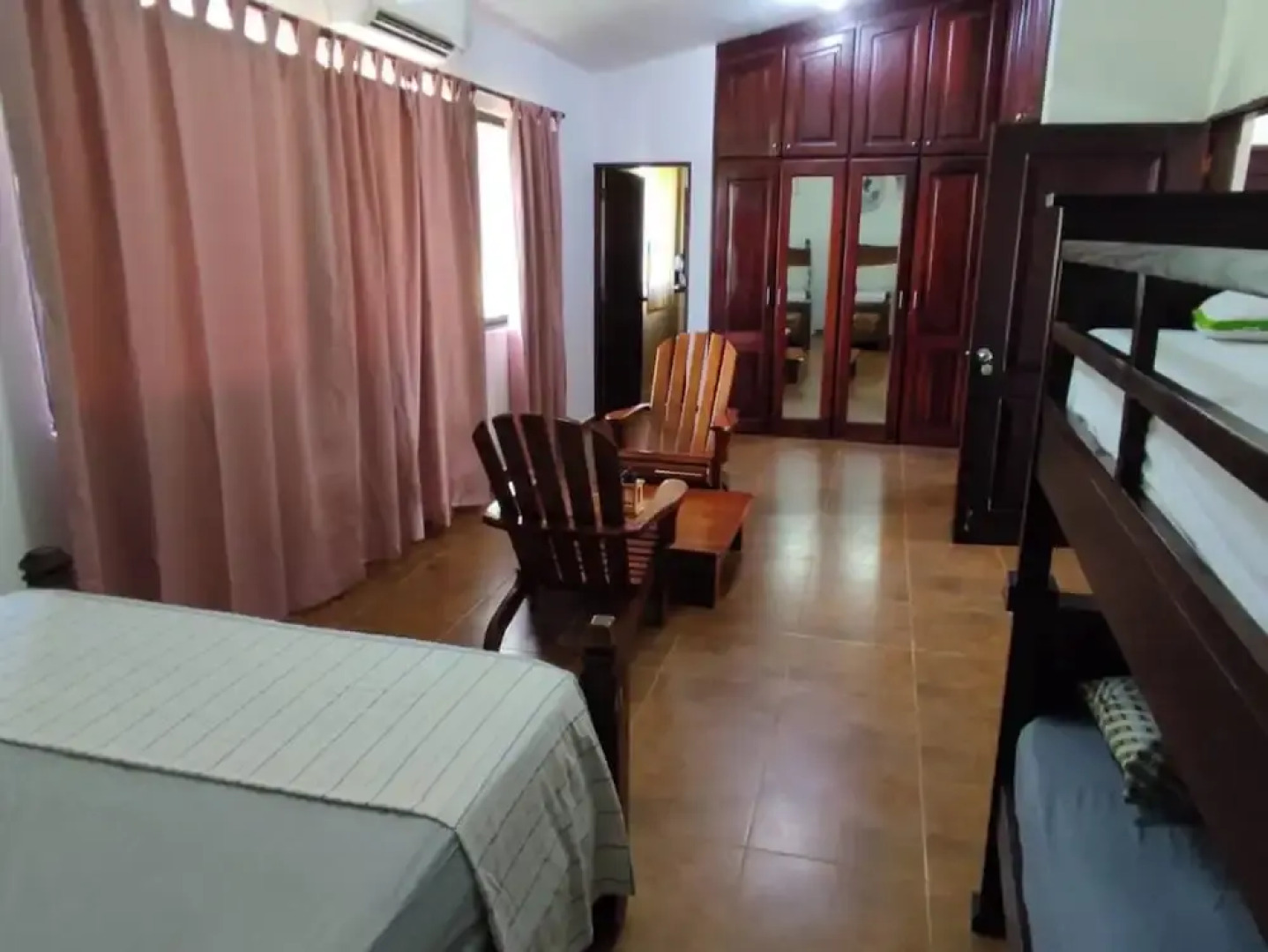 Natural Pool Villa Perfect for Families