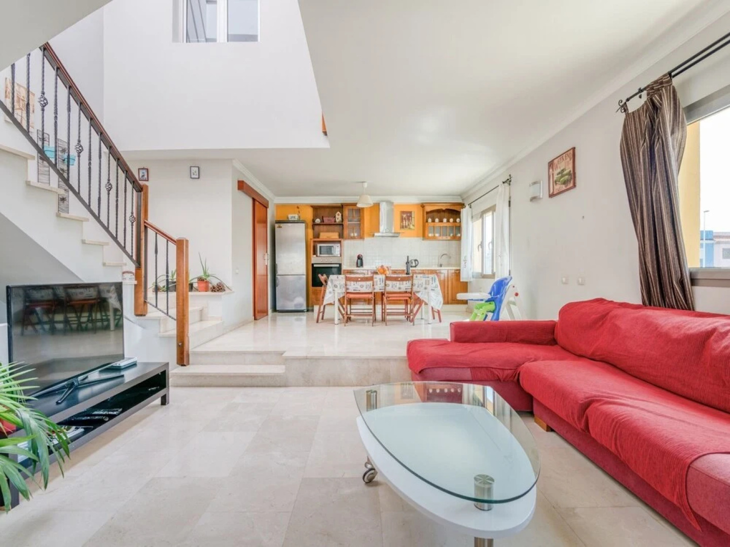 Spacious Apartment in Cruce de Arinaga With Terrace