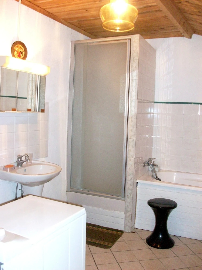 House With 2 Bedrooms in Rouffignac-saint-cernin-de-reilhac, With Encl