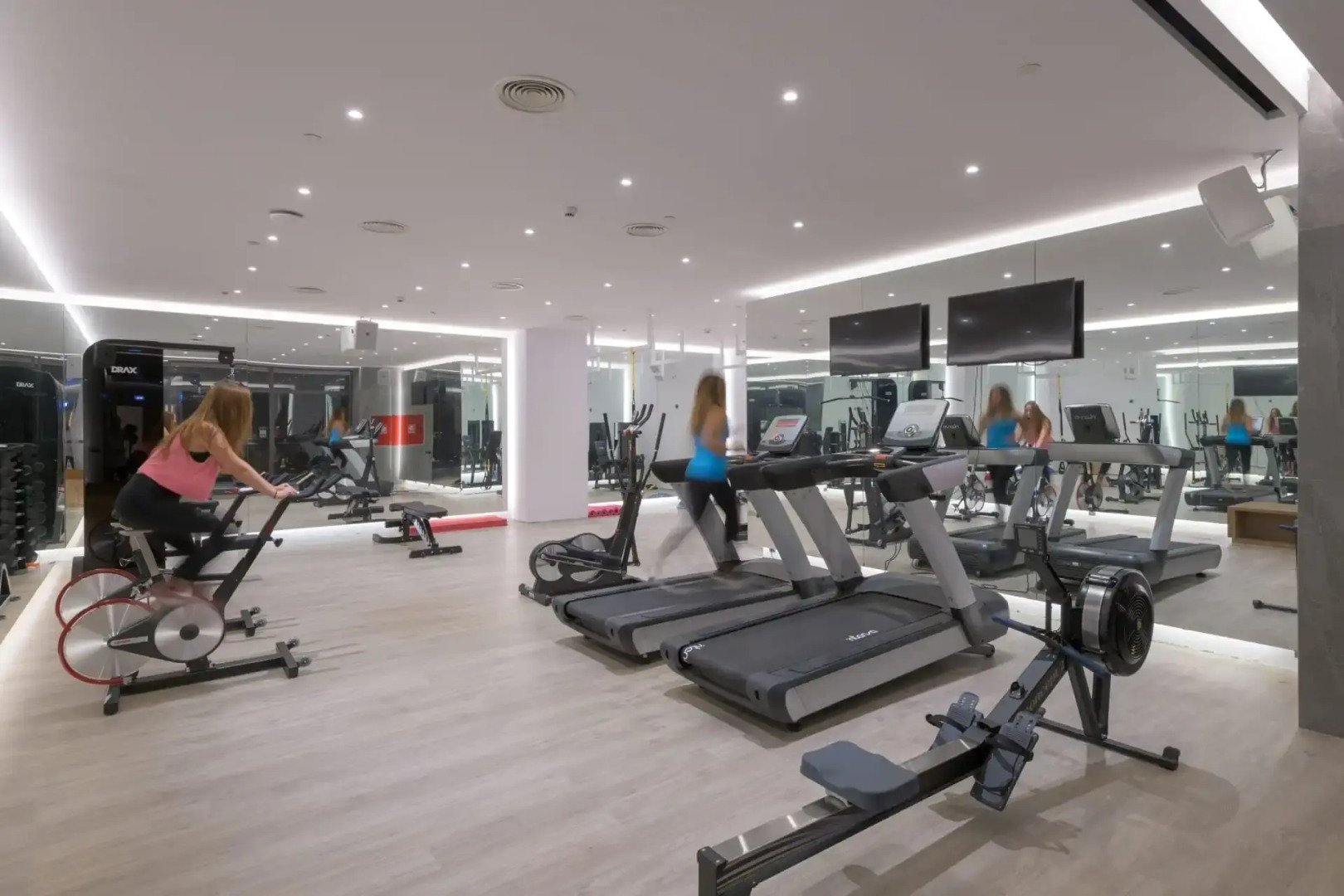 Gennadi Grand Resort