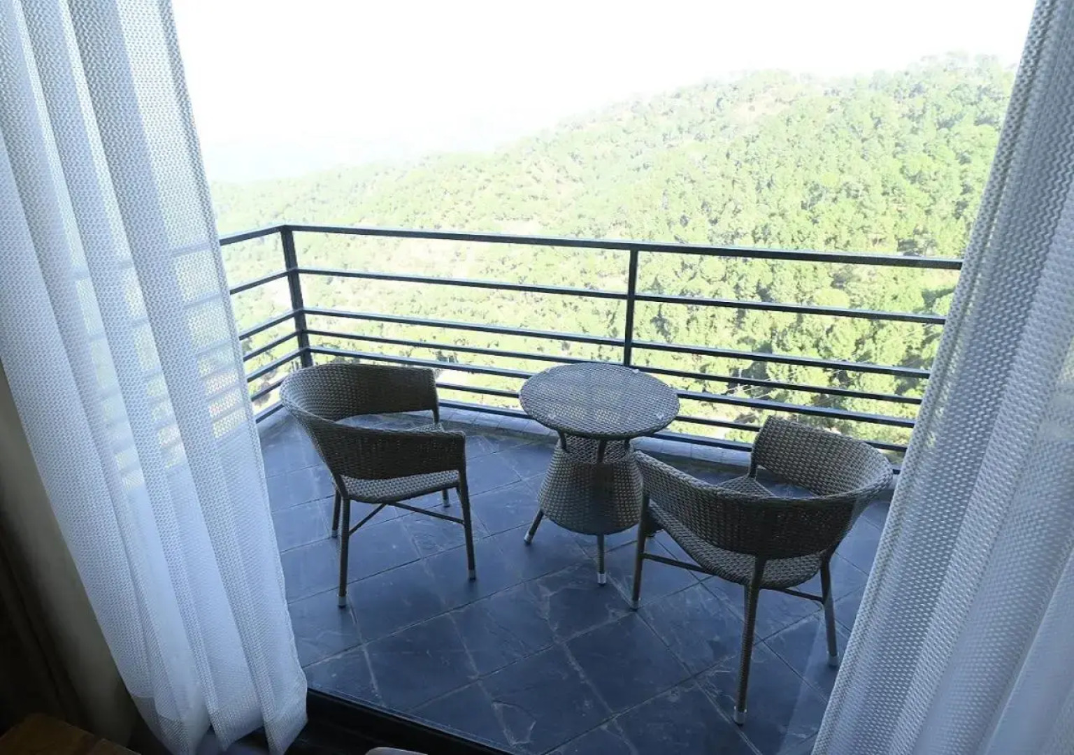 Lemon Tree Hotel Kasauli