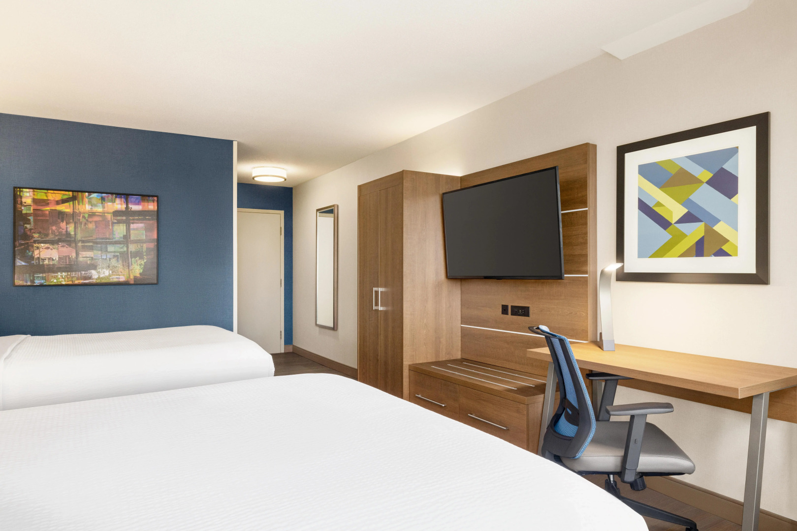 Holiday Inn Express Vancouver-Metrotown (Burnaby) by IHG