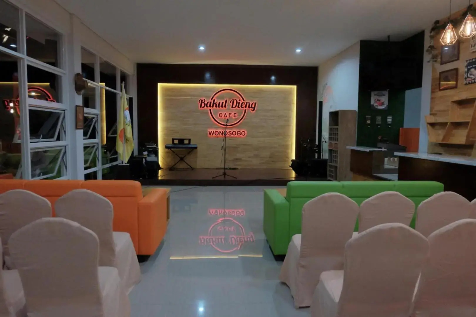 The Cabin Tanjung Hotel