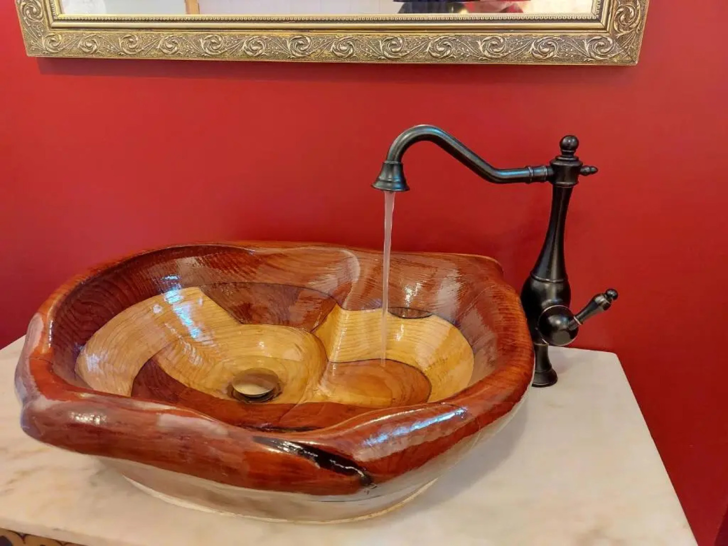 Wesley House Holidays - Choice of 2 Quirky Cottages in 4 private acres