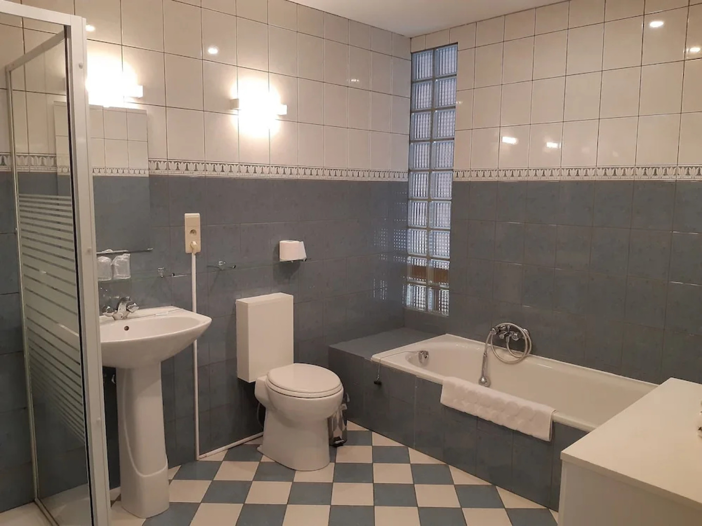 Chanteloup, Maison D'hôtes - Halleux