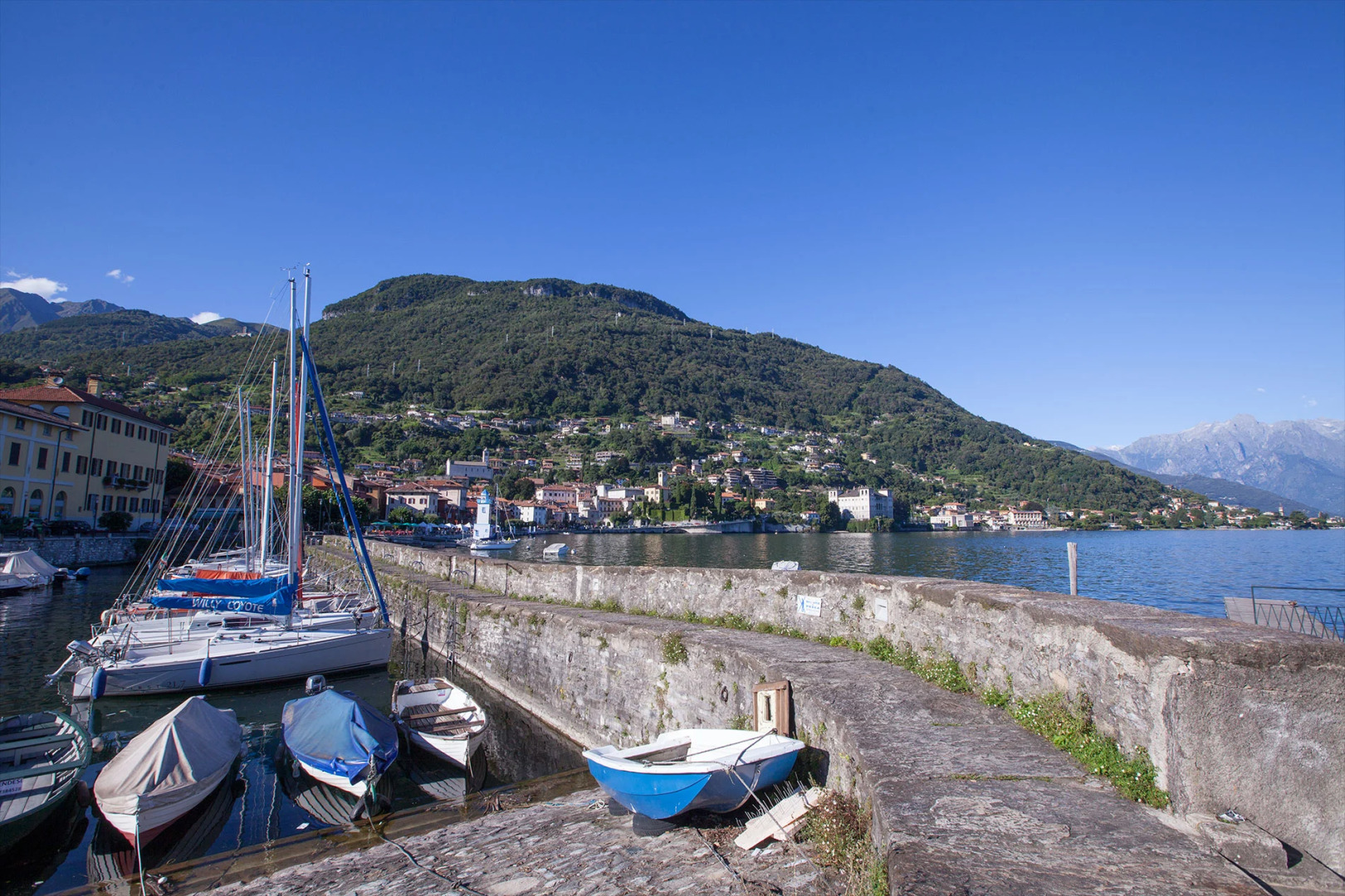 Gravedona Aquamarine Apt. 3