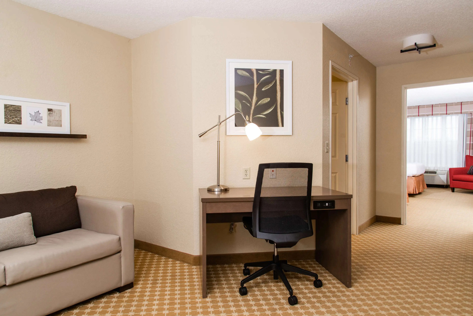 Country Inn & Suites by Radisson, Milwaukee West (Brookfield), WI