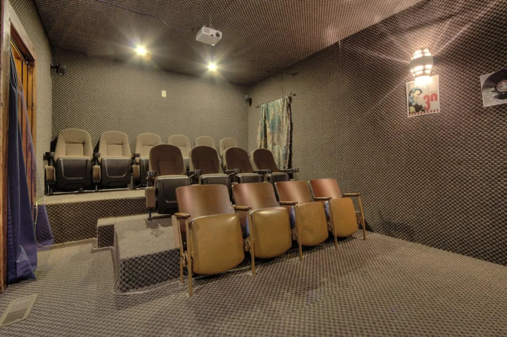 Mystical Creek Pool Lodge #600