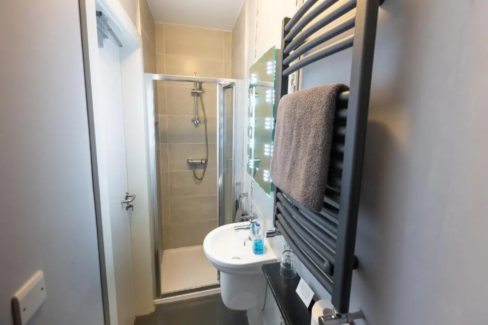 Behan's Horseshoe Bar & Restaurant