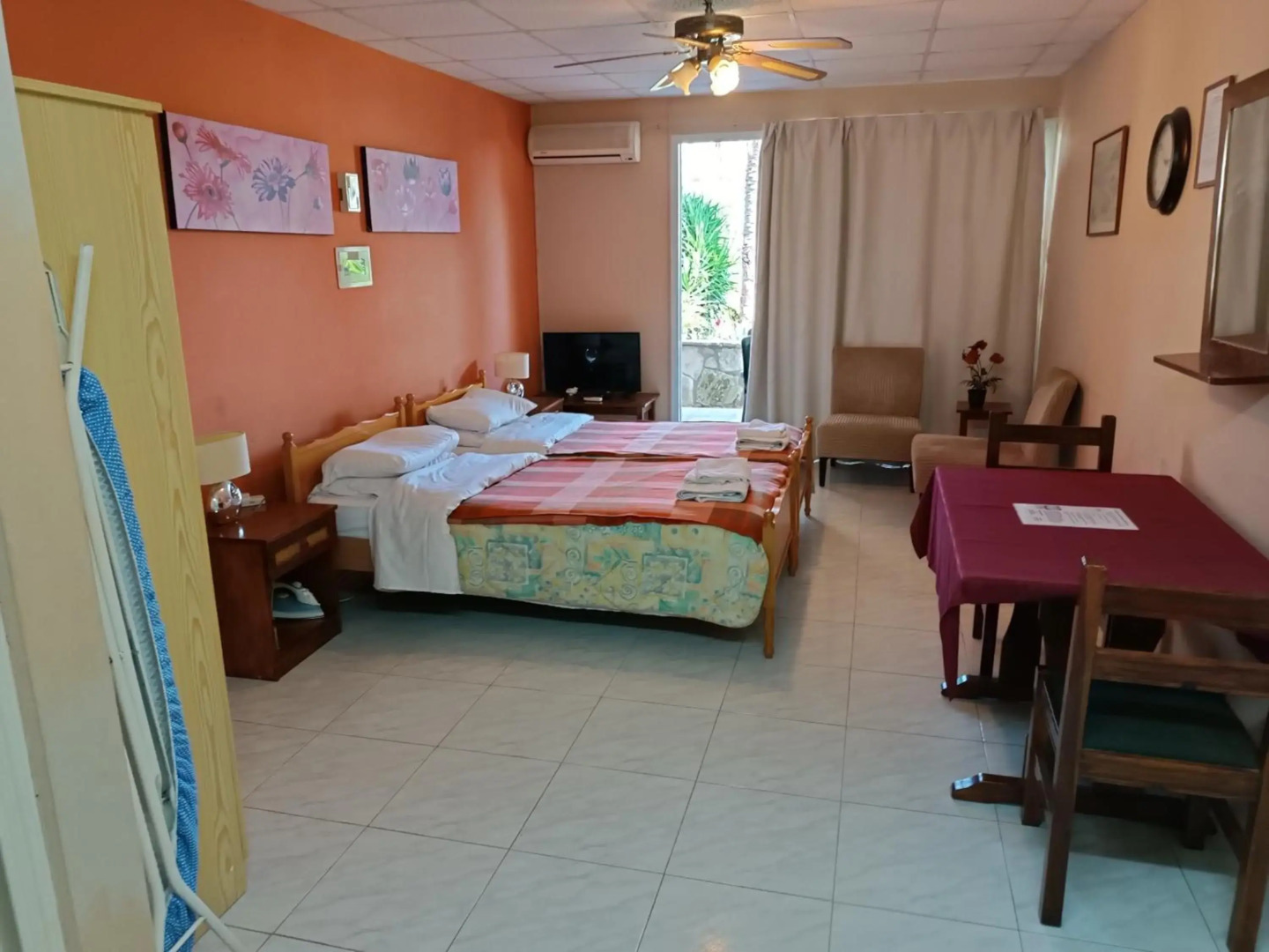 Rantzo Holiday Apartments