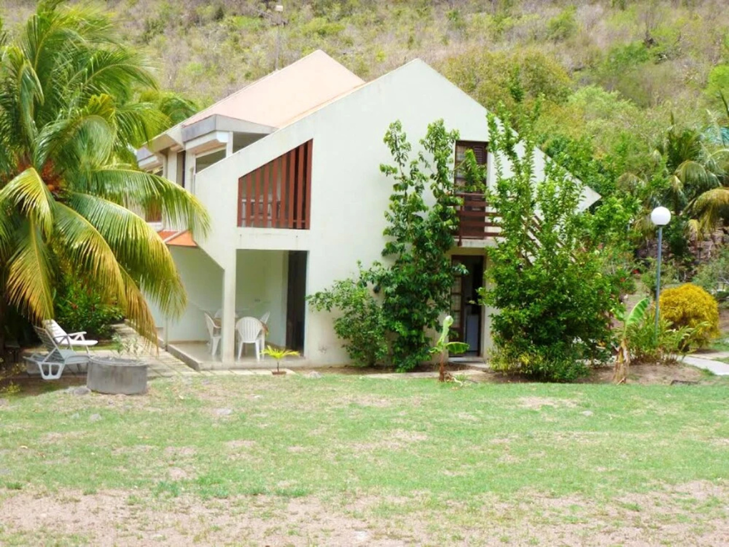 Studio in Les Anses-d'arlet, With Wonderful Mountain View, Enclosed Garden and Wifi