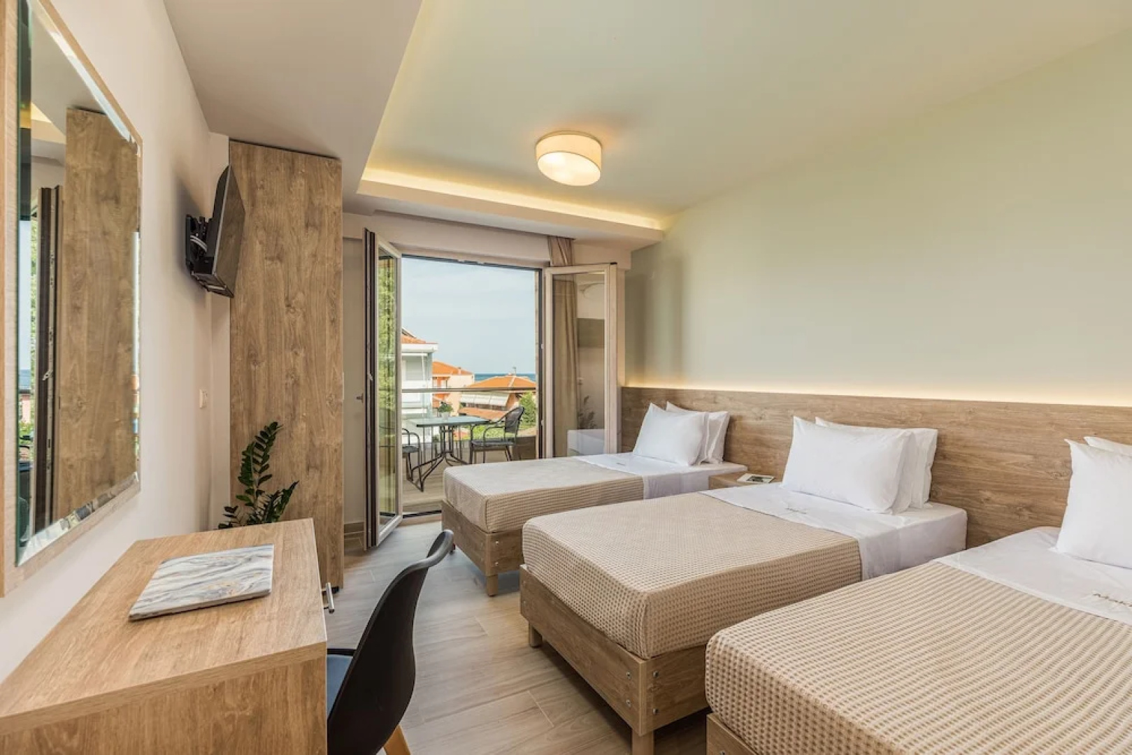 Makris Hotel - Olympian Collection