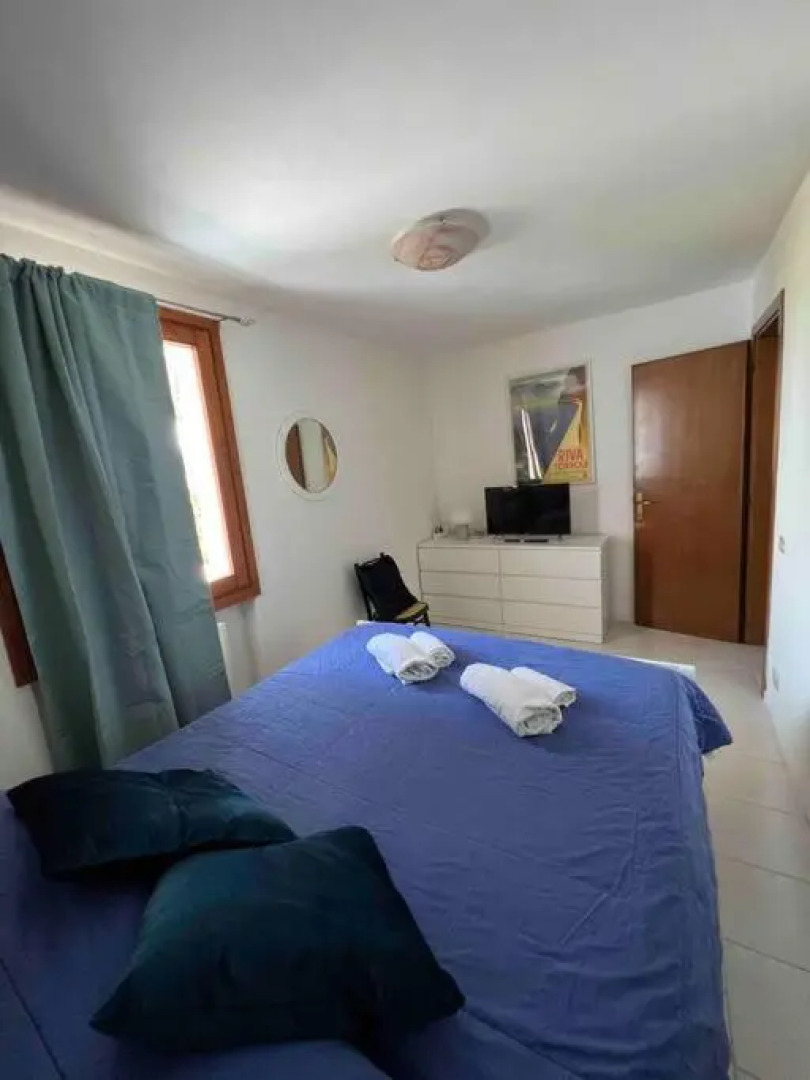 Entire home/flat 5min from Lake Garda