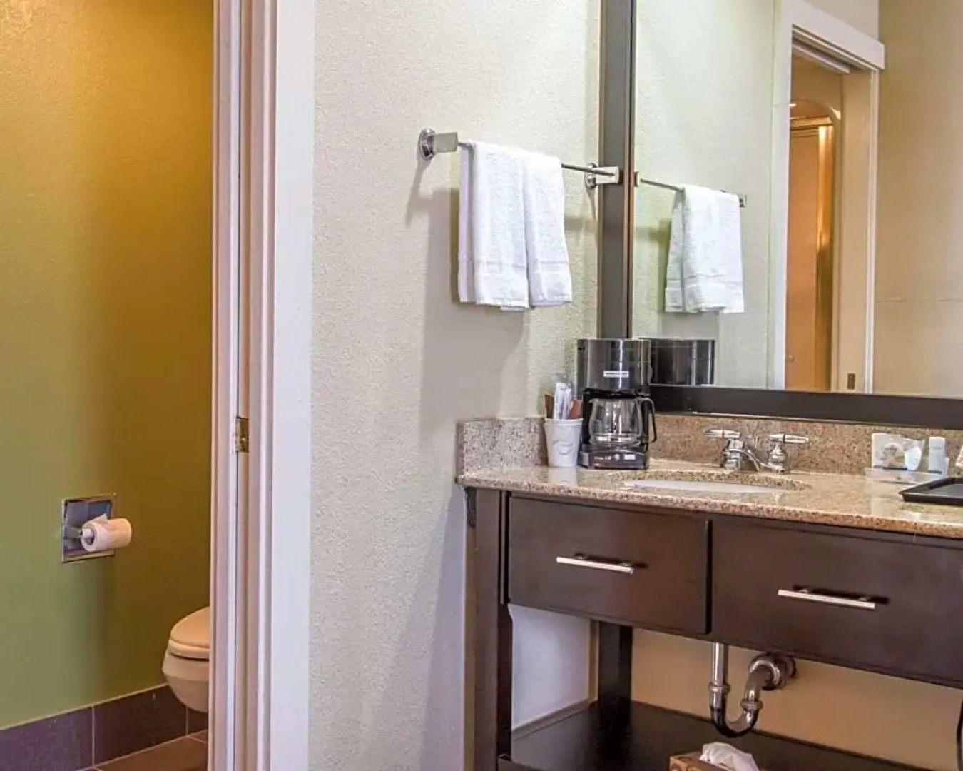 The Douillet by Demeure Hotels