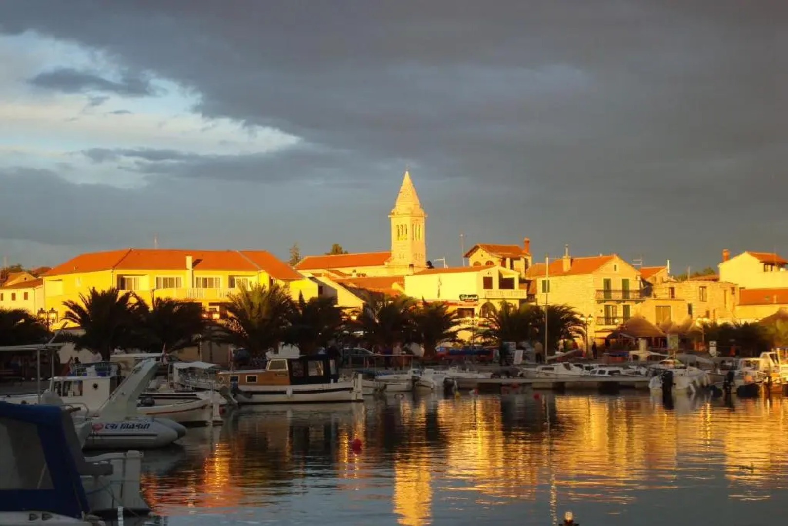 Holiday Home Pine Villa