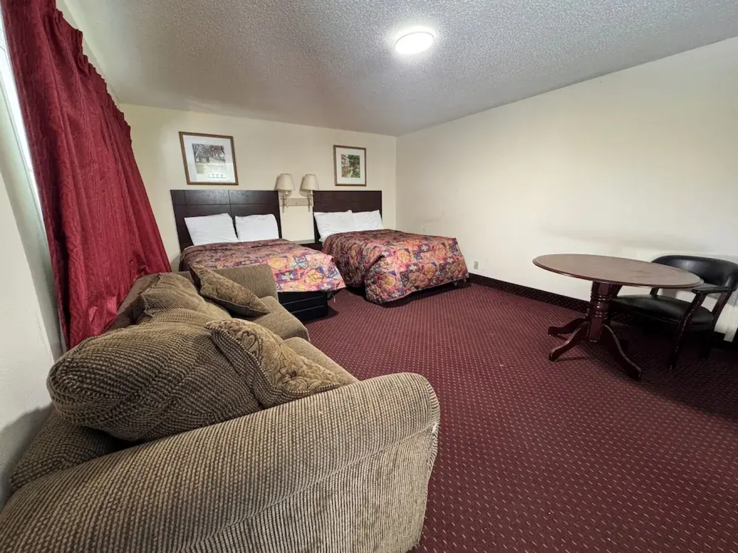 Whispering Pines by Hotel O Whitestone VA