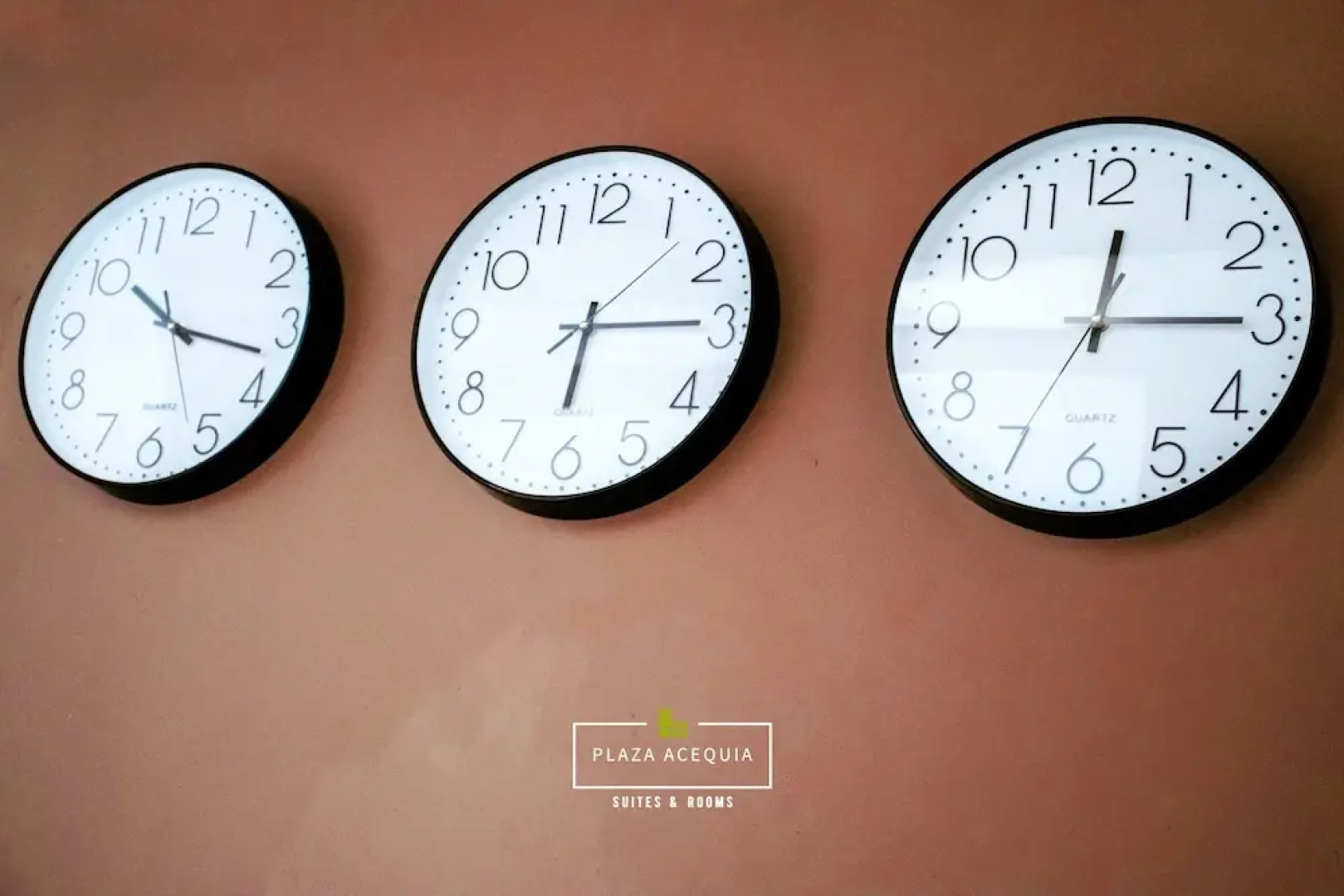 Suites Plaza Acequia