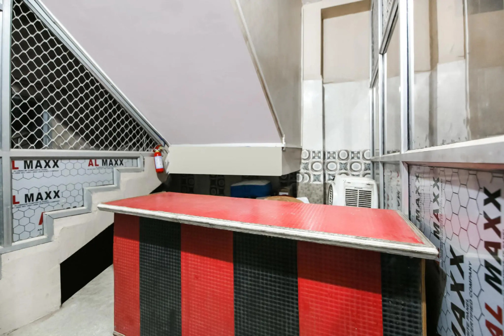 SPOT ON 64837 Hotel Madhur Prem