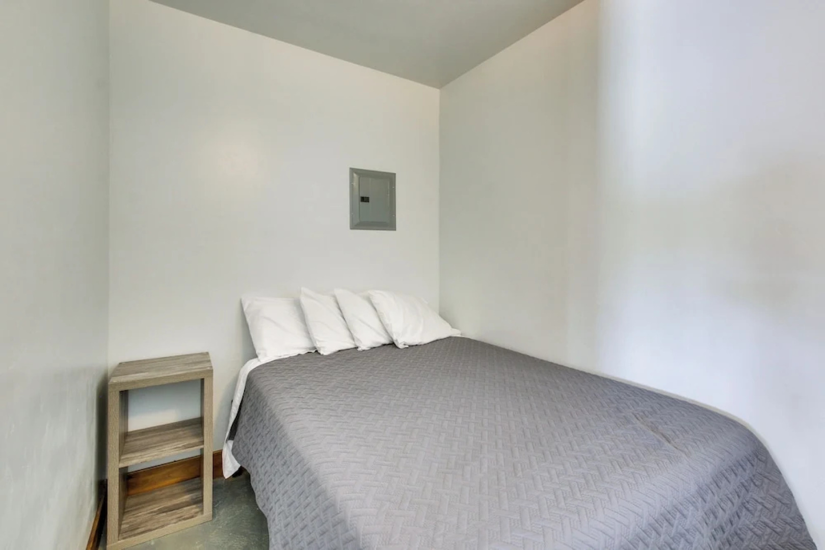 Central Lava Hot Springs Studio w/ Deck & Views!