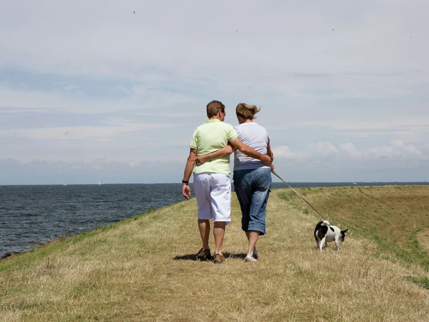 Neat Bungalow With Garden and Terrace, Near Hoorn