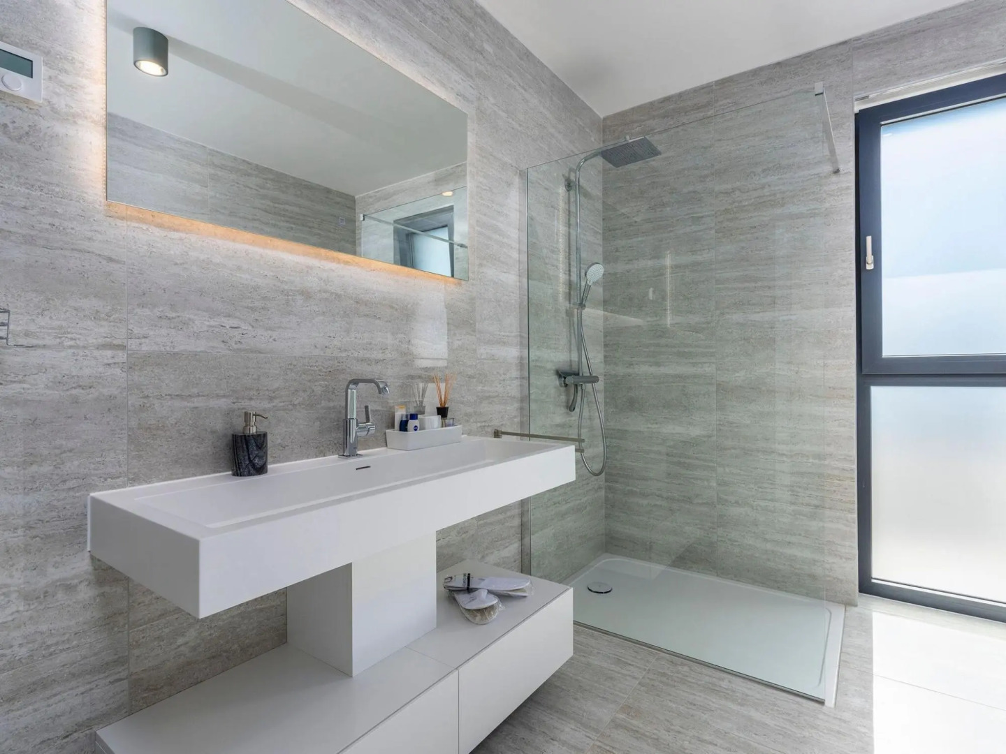Amazing Holiday Home In Novigrad With Bubble Bath