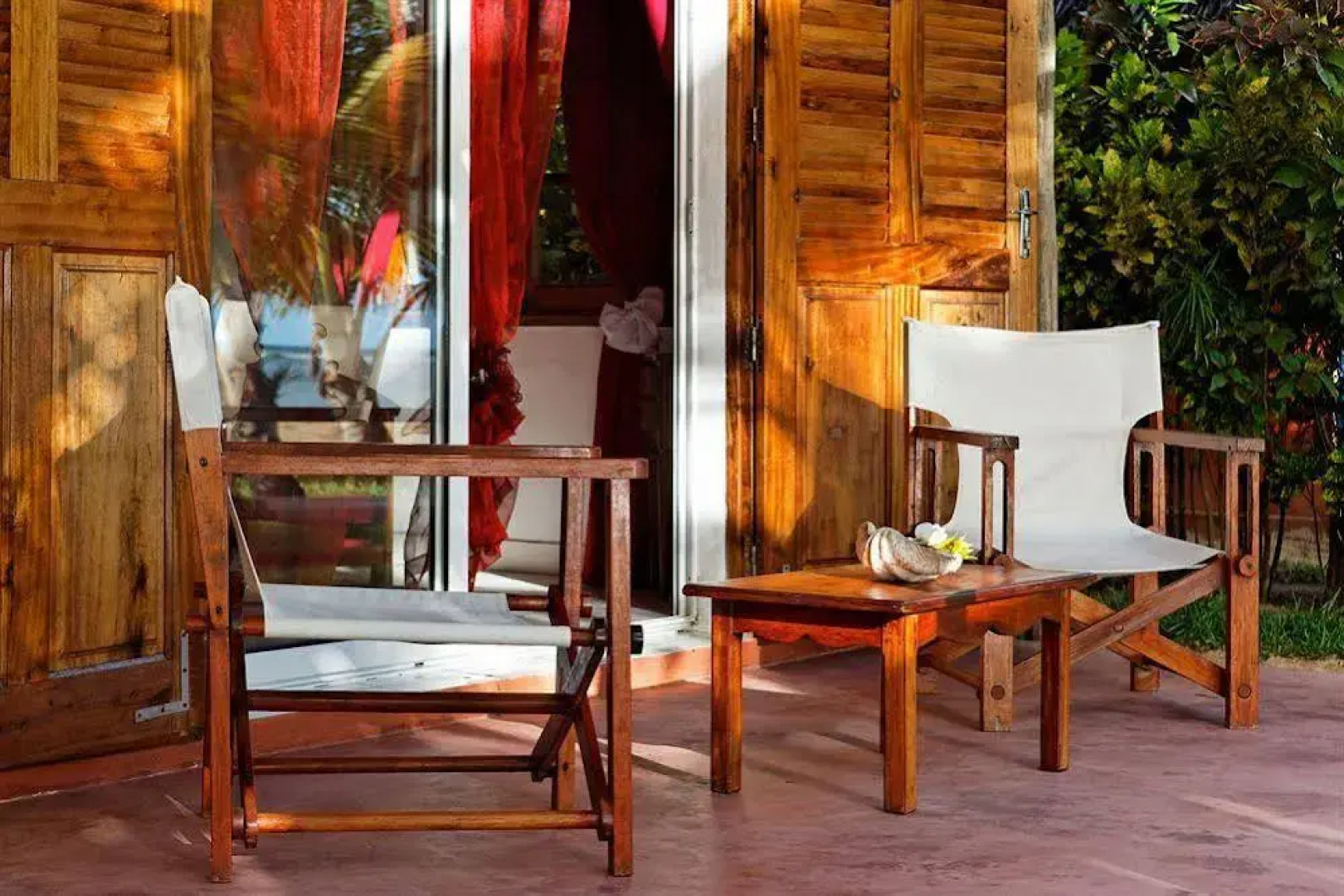 Vanivola Hotel