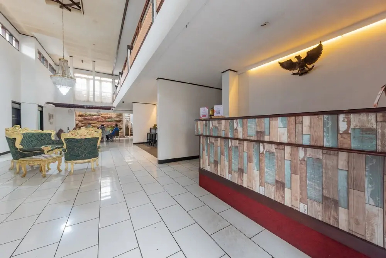 RedDoorz near Alun-alun Kota Sukabumi