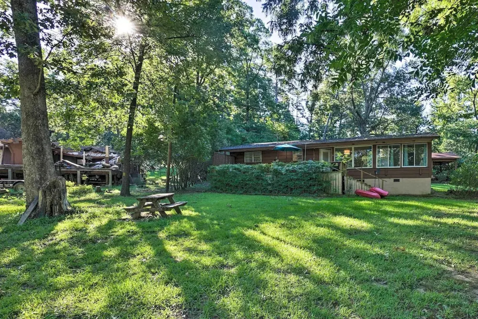 Lake O the Pines Retreat w/ Water Access!