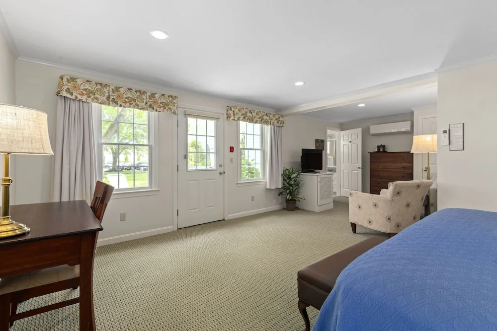 The Sparhawk Oceanfront Resort