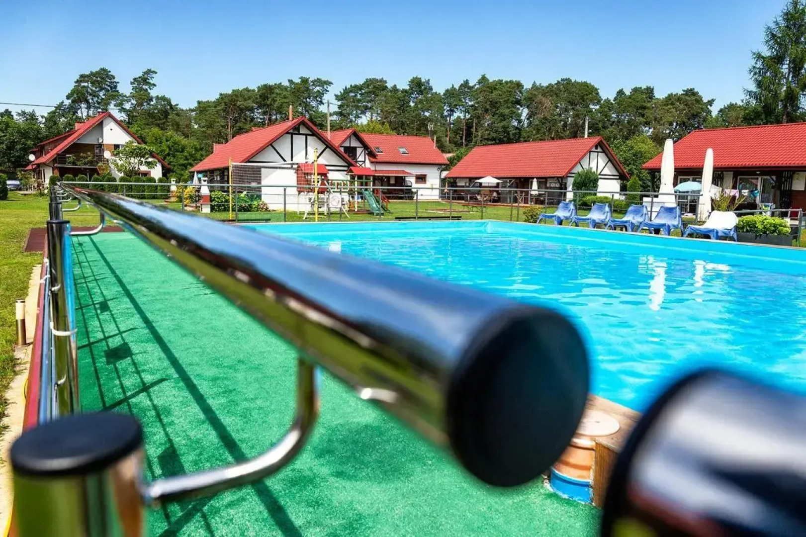 Bialy Dworek Janosikówka