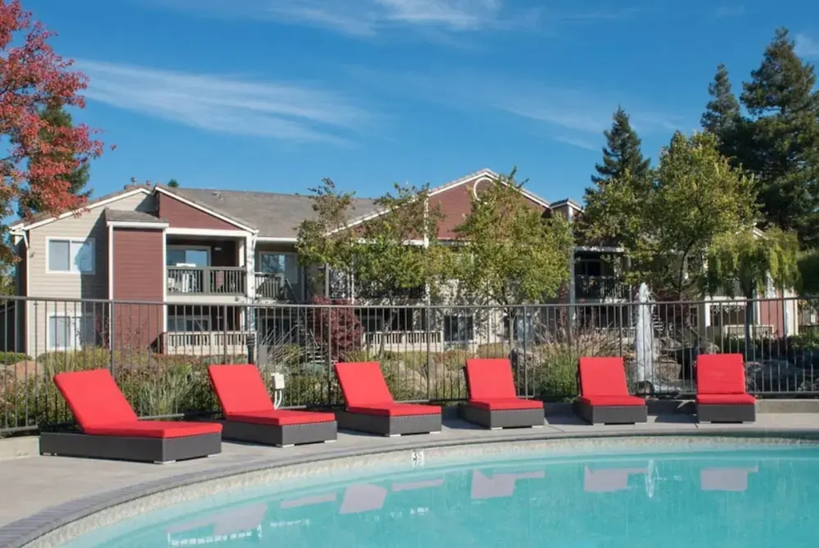 Global Luxury Suites in San Ramon