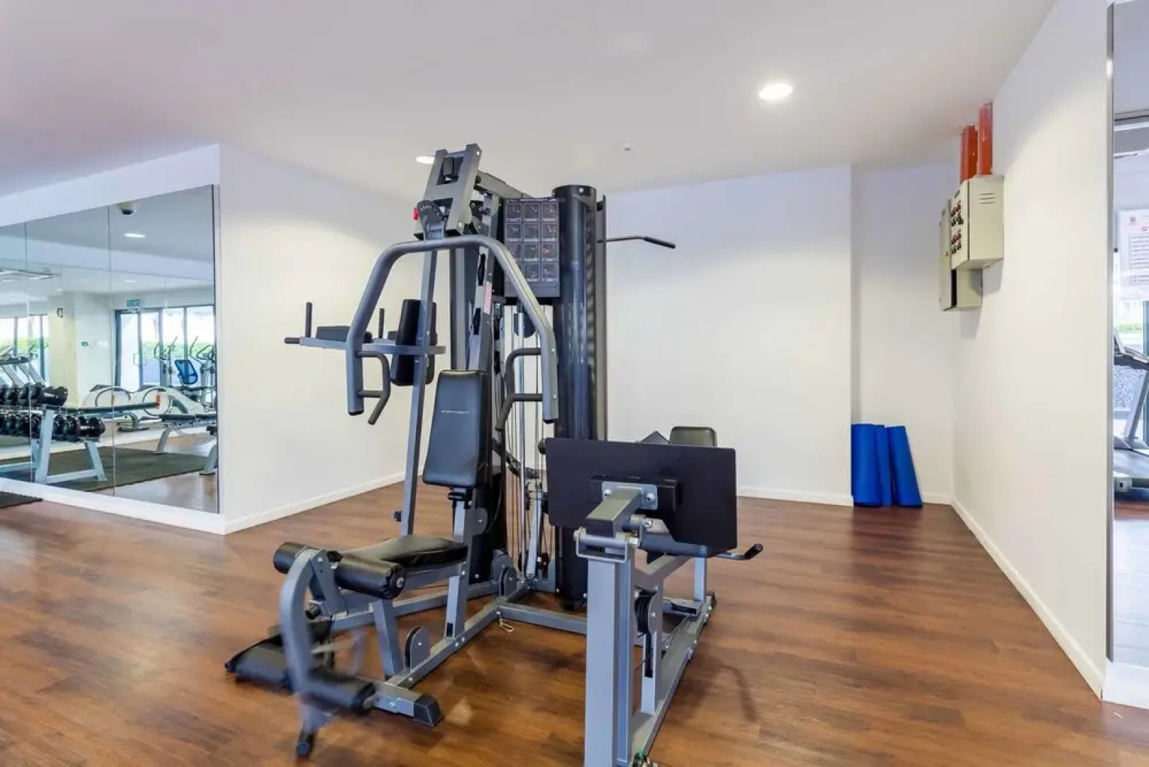 HomestayKite @ Utropolis