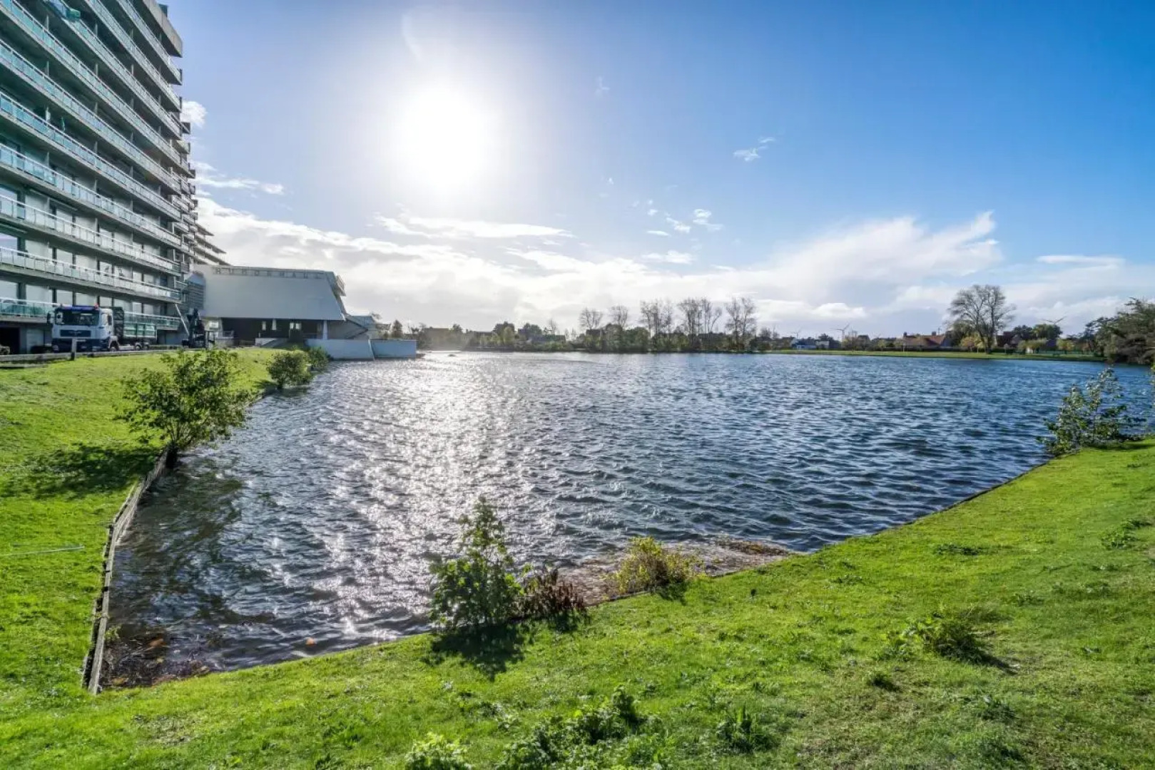 La perle du Nord studio met meer, strand en zwembad