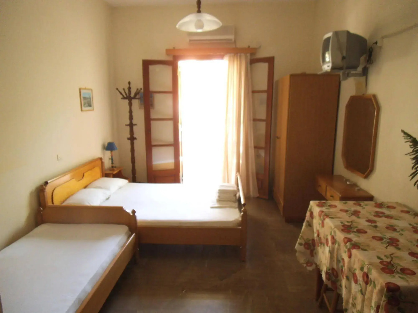 Villa Xenos Studios & Apartments