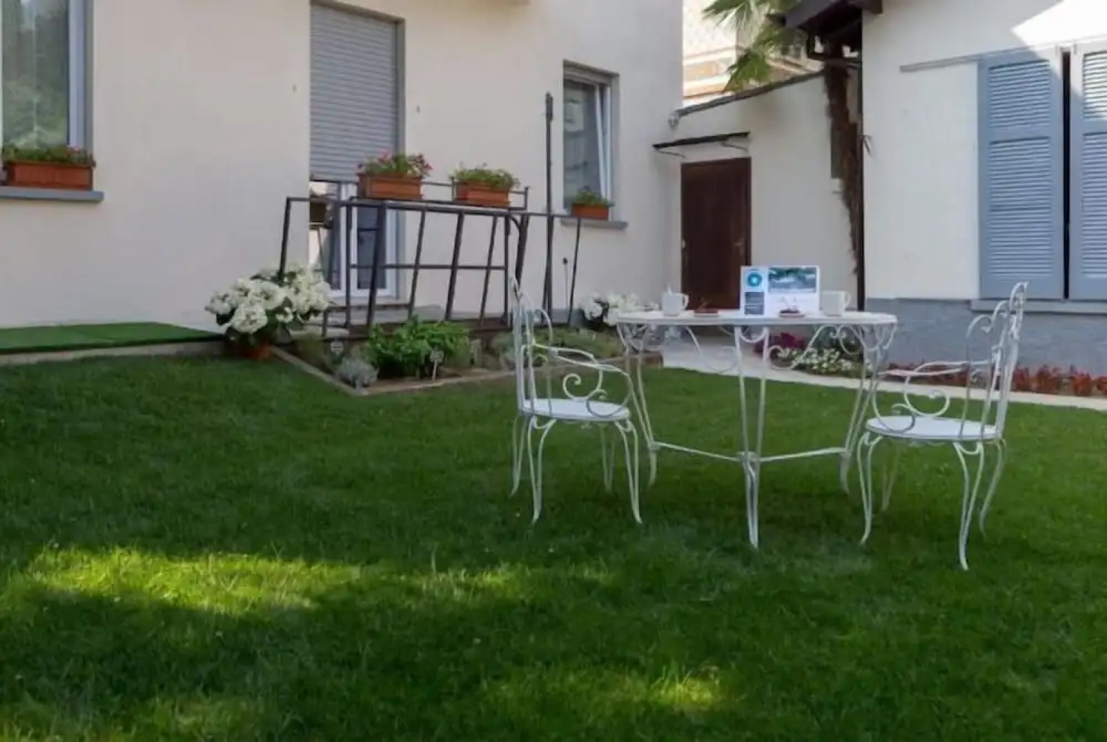 Maji Como Lake apartments