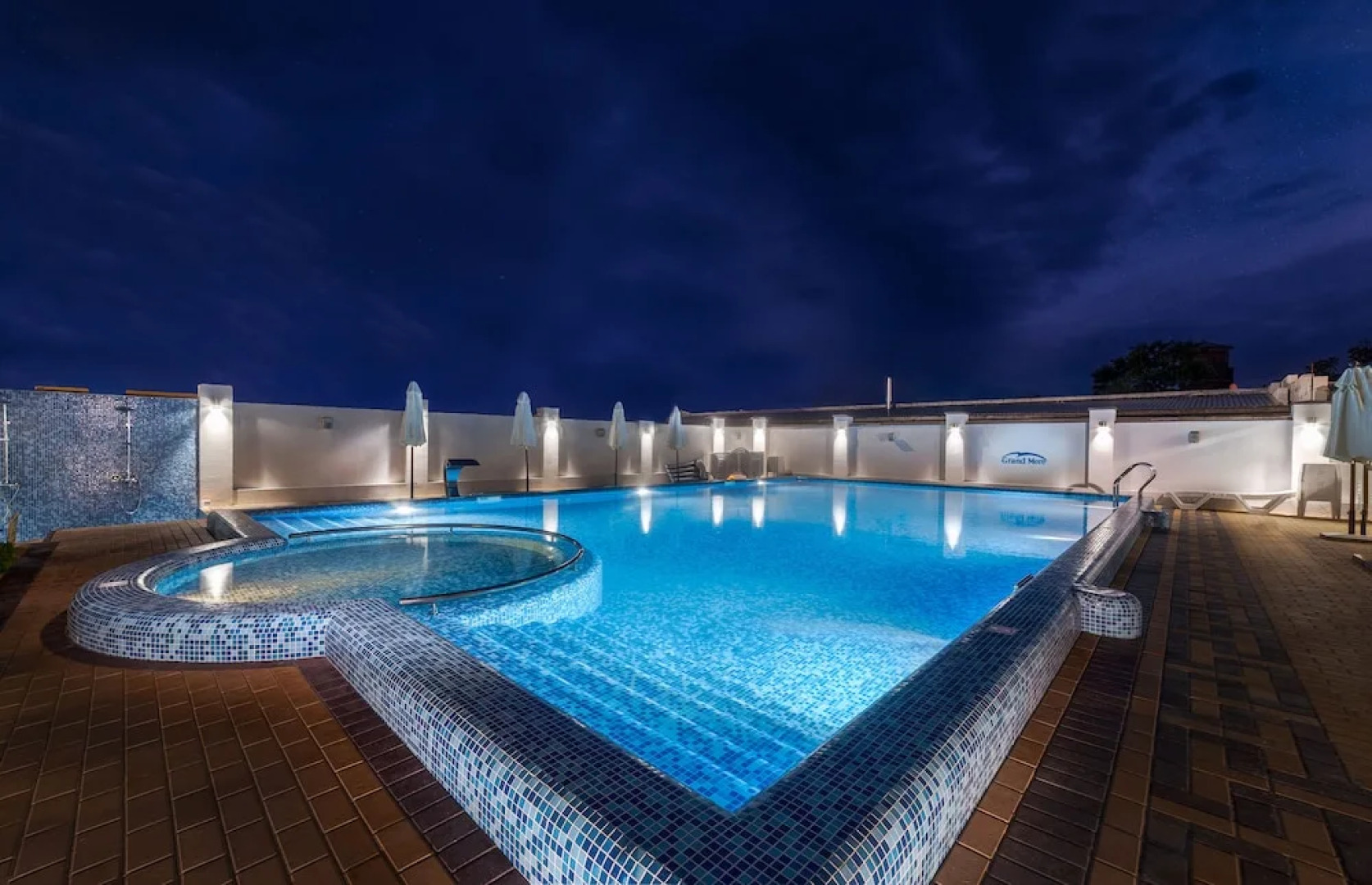 Отель «Гранд Море»