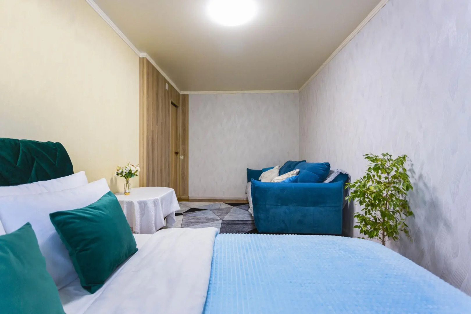 Moment House (Момент Хаус) на улице Комсомольская 7